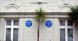 19-04-2010-London_blue_plaque-258.jpg
