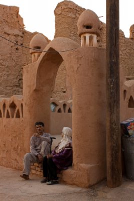 کوچه‌ها بوی تاریخ می‌دهند.